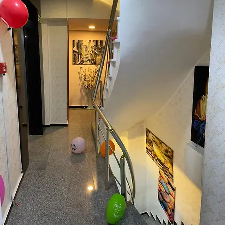 מלון Lord Sophia