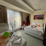 Lord Sophia Hotel 2*