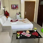 Lord Sophia Hotel